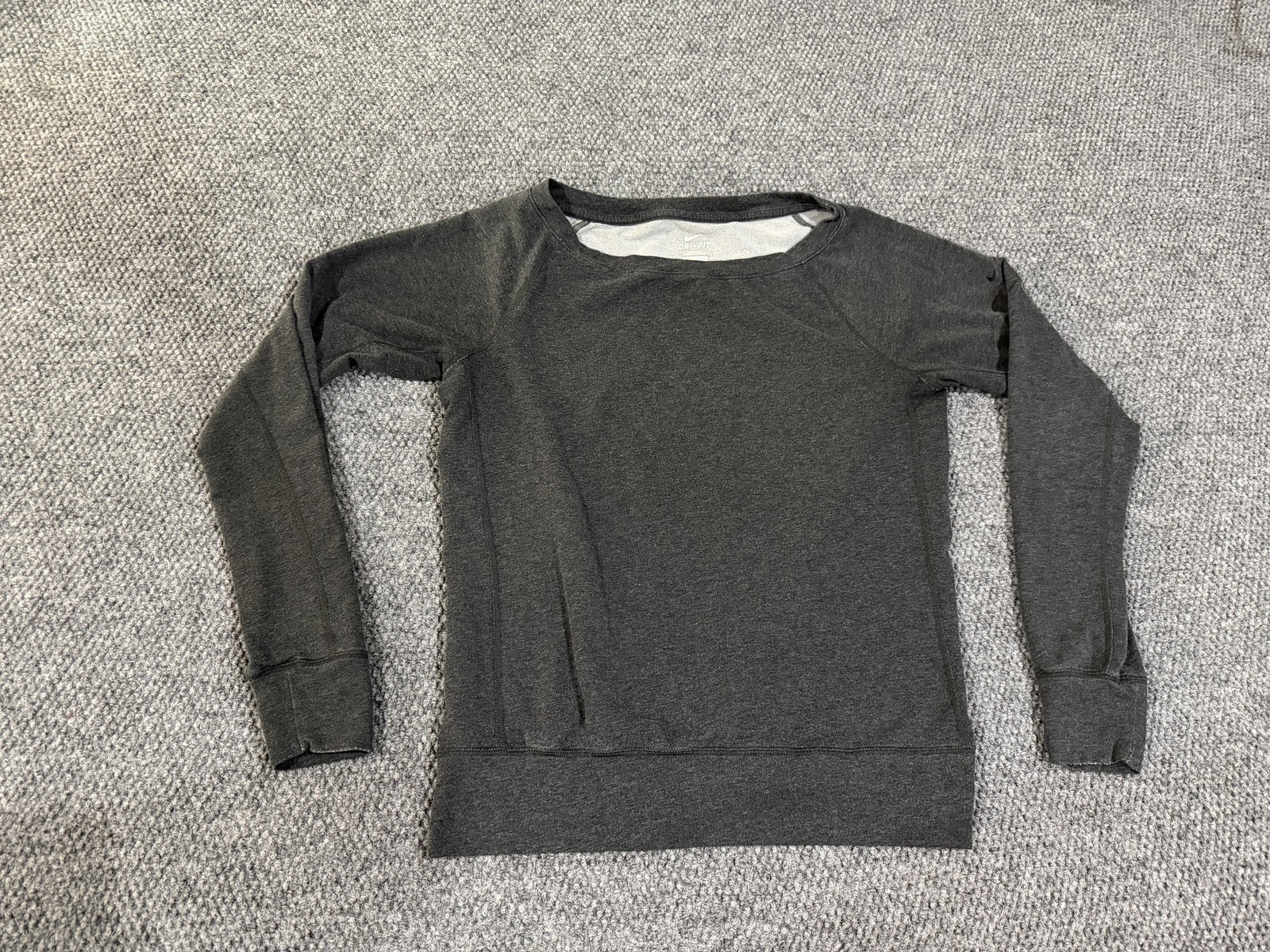 Nike Dri-FIT Shirt Womens Medium Gray Long Sleeve Raglan Athletic Training Top