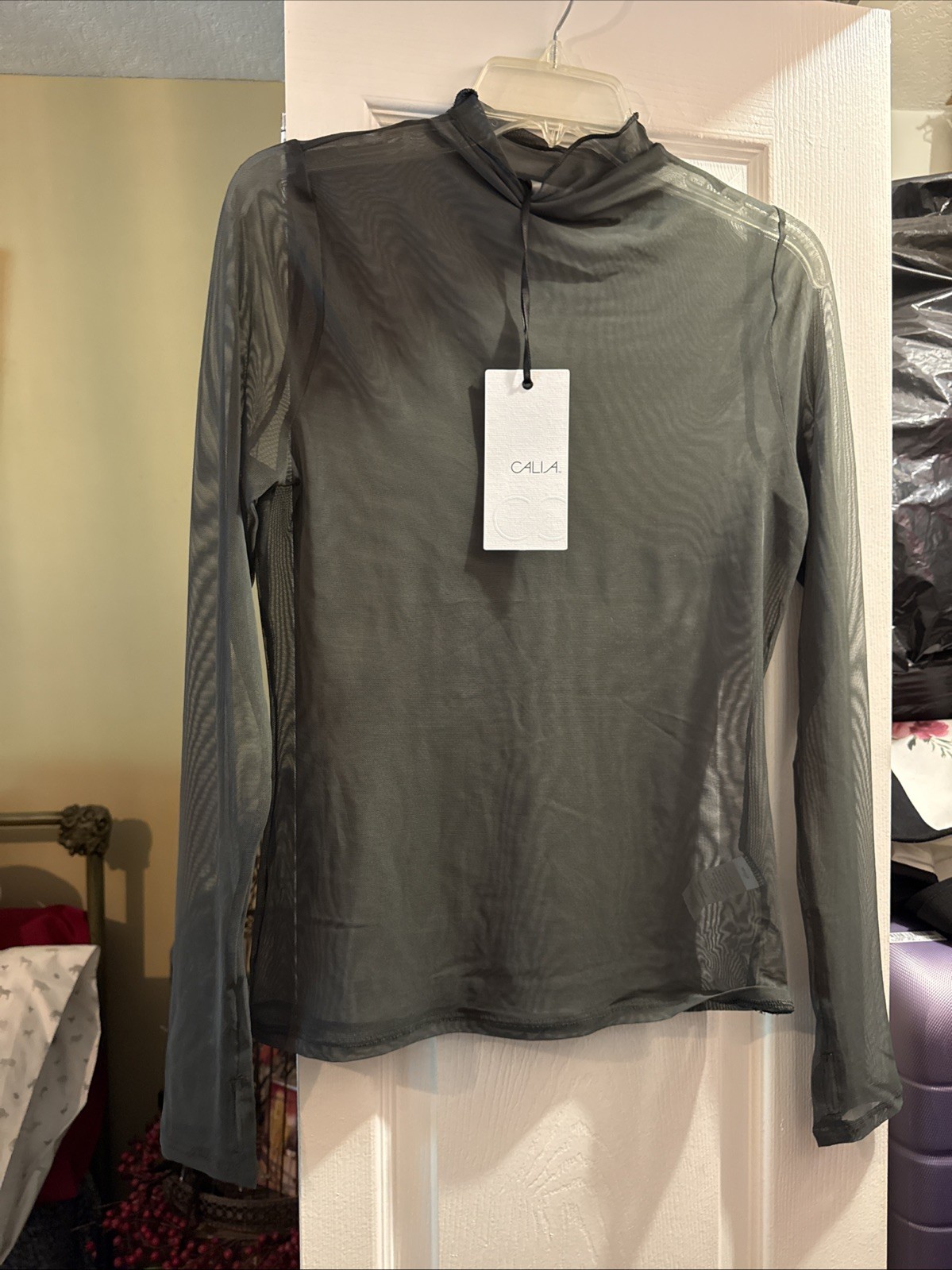 Calia by Carrie Underwood Drapped Long Sleeve Ivy Green Medium