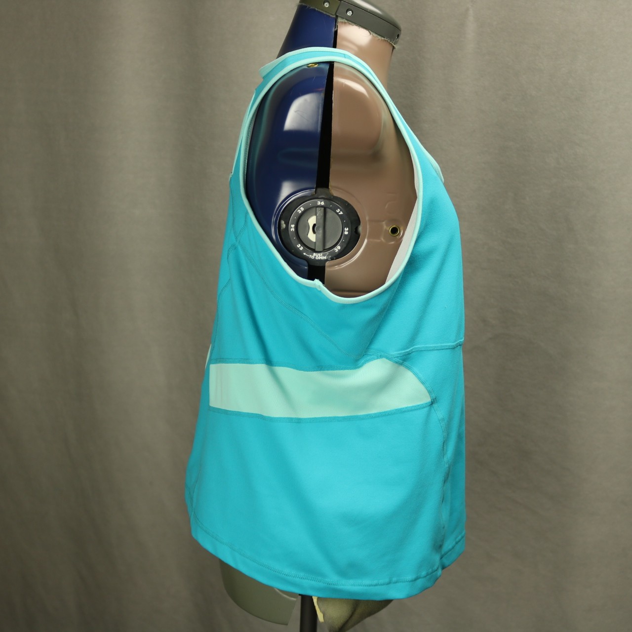 Lands End Athletic Performance Tank Top Racerback Built-in Bra Turquoise Blue XL