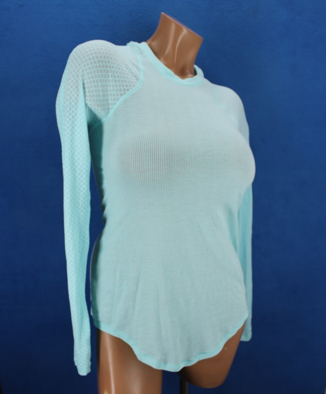 Lululemon Lightweight Thin Long Sleeve Shirt Top Size 6 #H9030