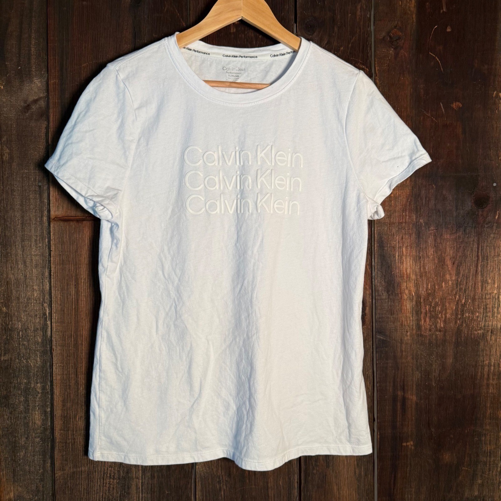 Calvin Klein Performance White Embossed Logo T-Shirt XL PFTT2068