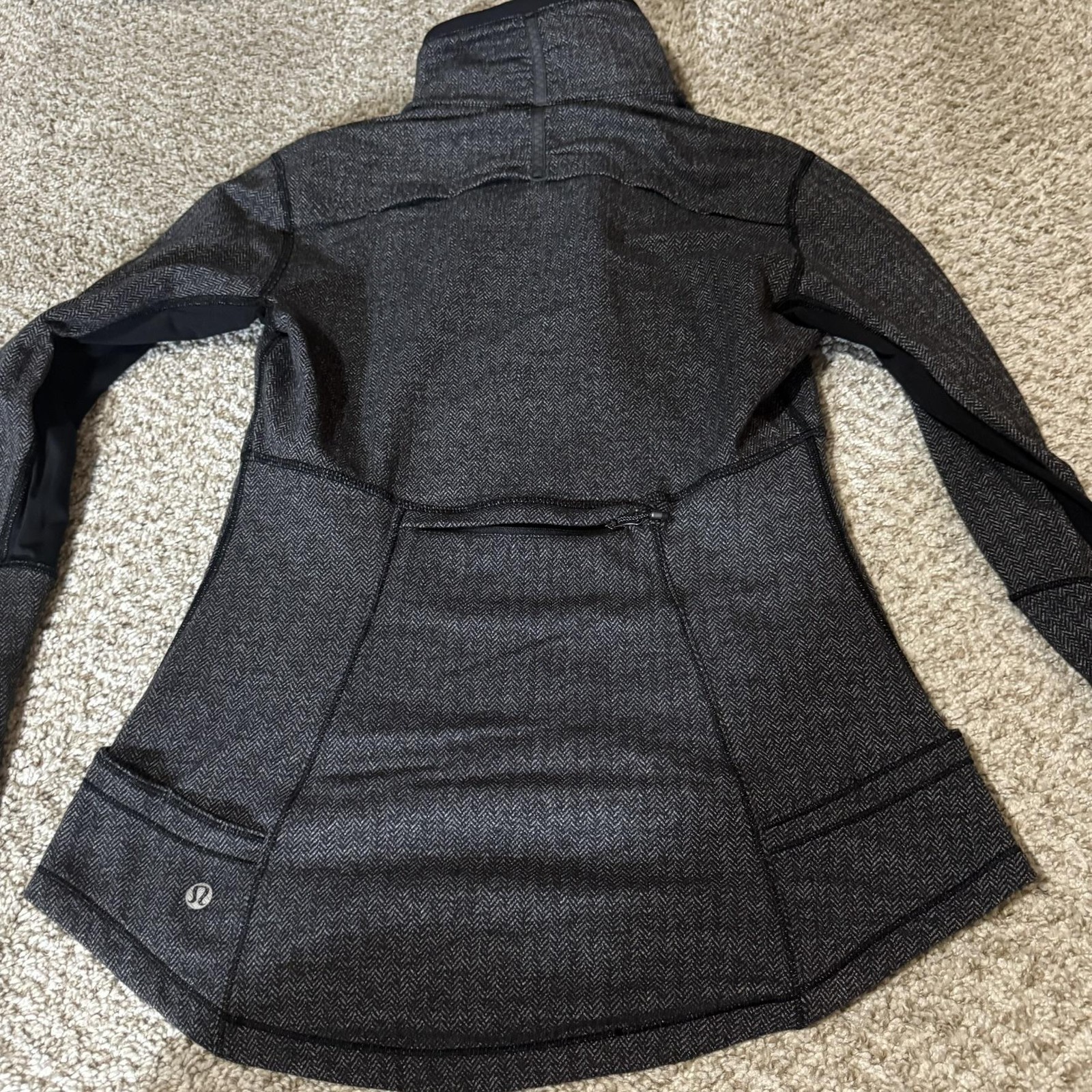 Lululemon Pullover Womens 8 Gray Black Herringbone Funnel Neck Back Zip Pocket
