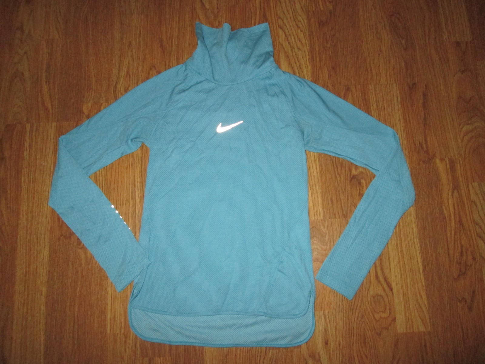 Womens NIKE DRI FIT RUNNING fitted performance turtleneck shirt sz M Md Med