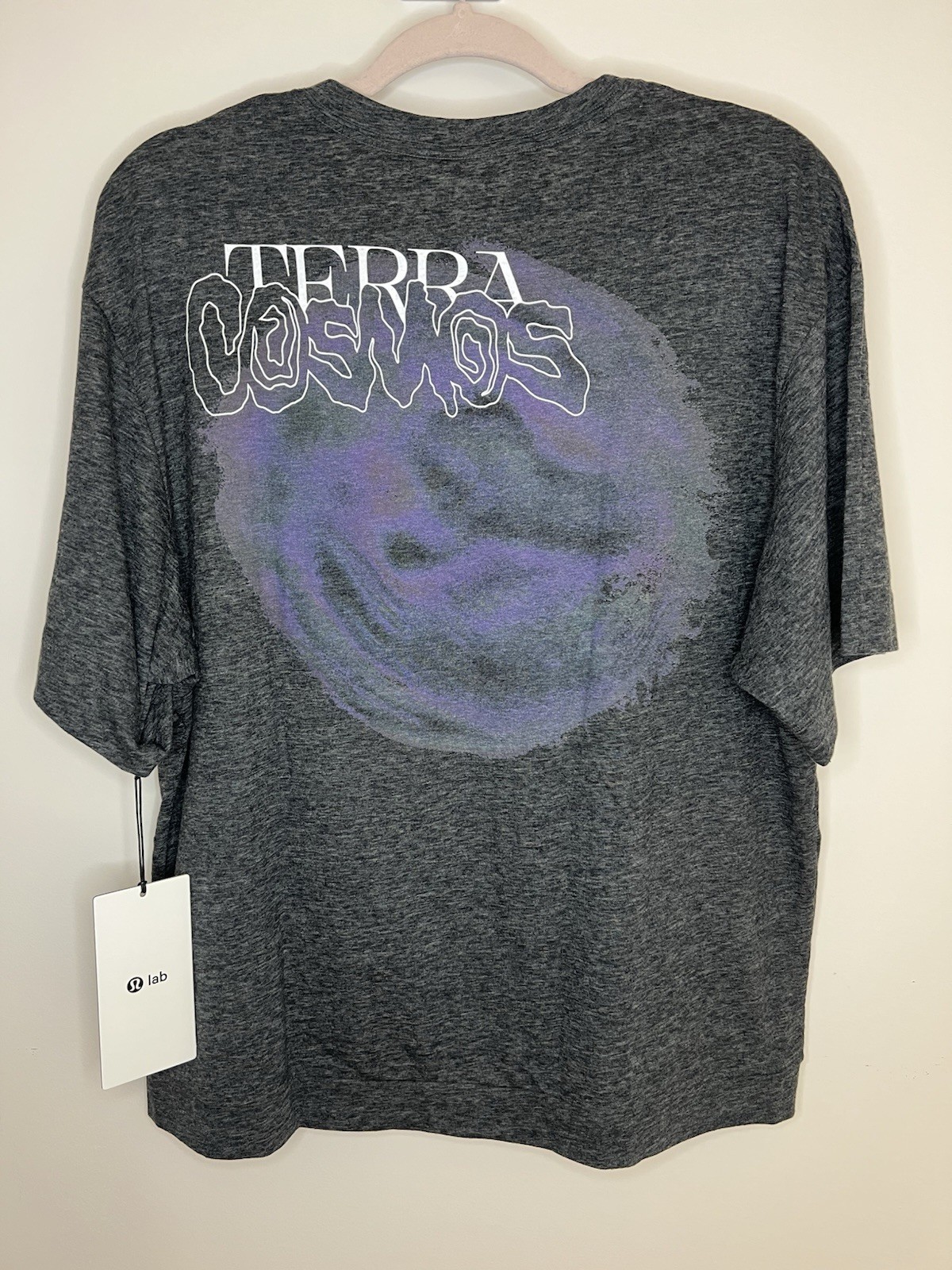 NWT Size Medium Lululemon Lab Cotton Blend T Shirt Graphic Raw Linen / Black