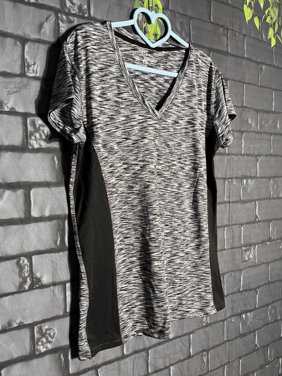 SZ MED Beverly Hills Polo Club Black & White Knit Pullover Active Wear Stretchy