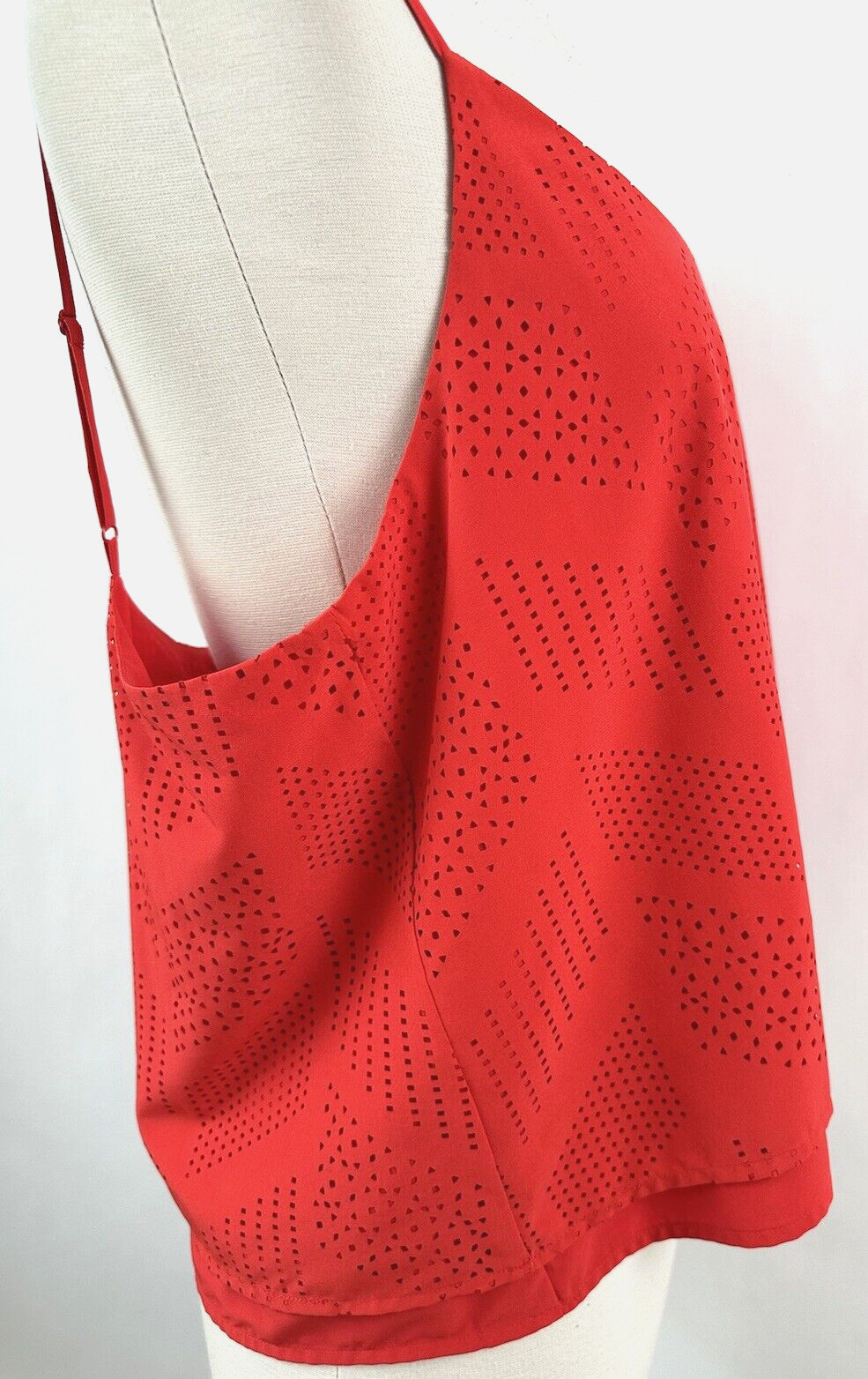 Athleta Perforated Cami XL Saffron Red Orange Athletic Tank Adjustable Strap NWT