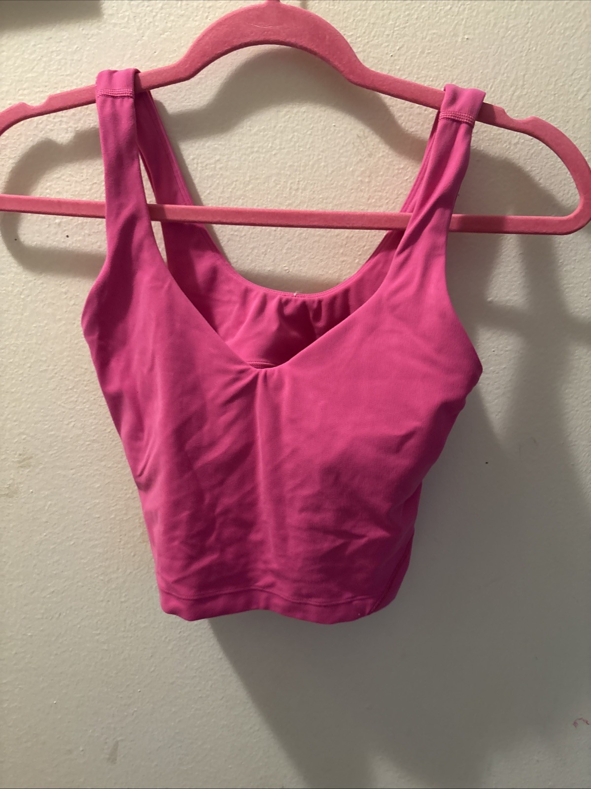 Lululemon Womens Pink Sleeveless V-Neck Activewear Cropped Tank Top Size 2