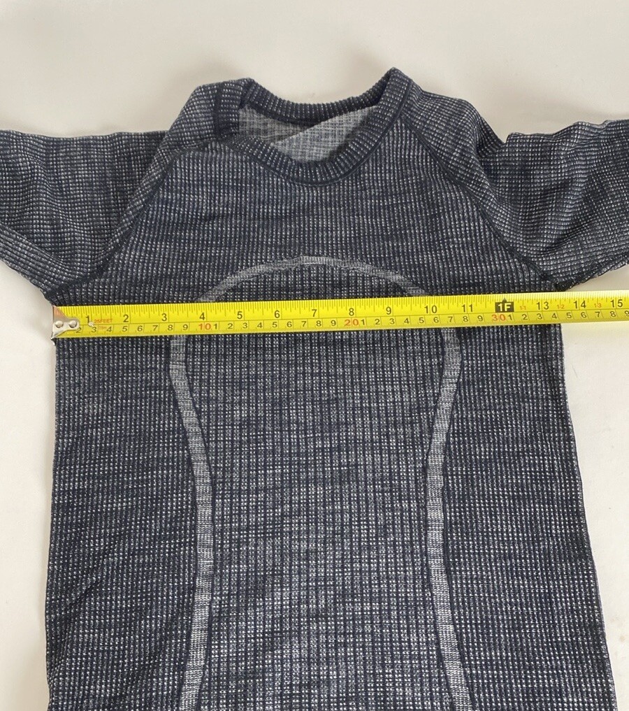Lululemon Swiftly Tech Wool Pullover Long Sleeve Women’s Approx Size 2 Or 4