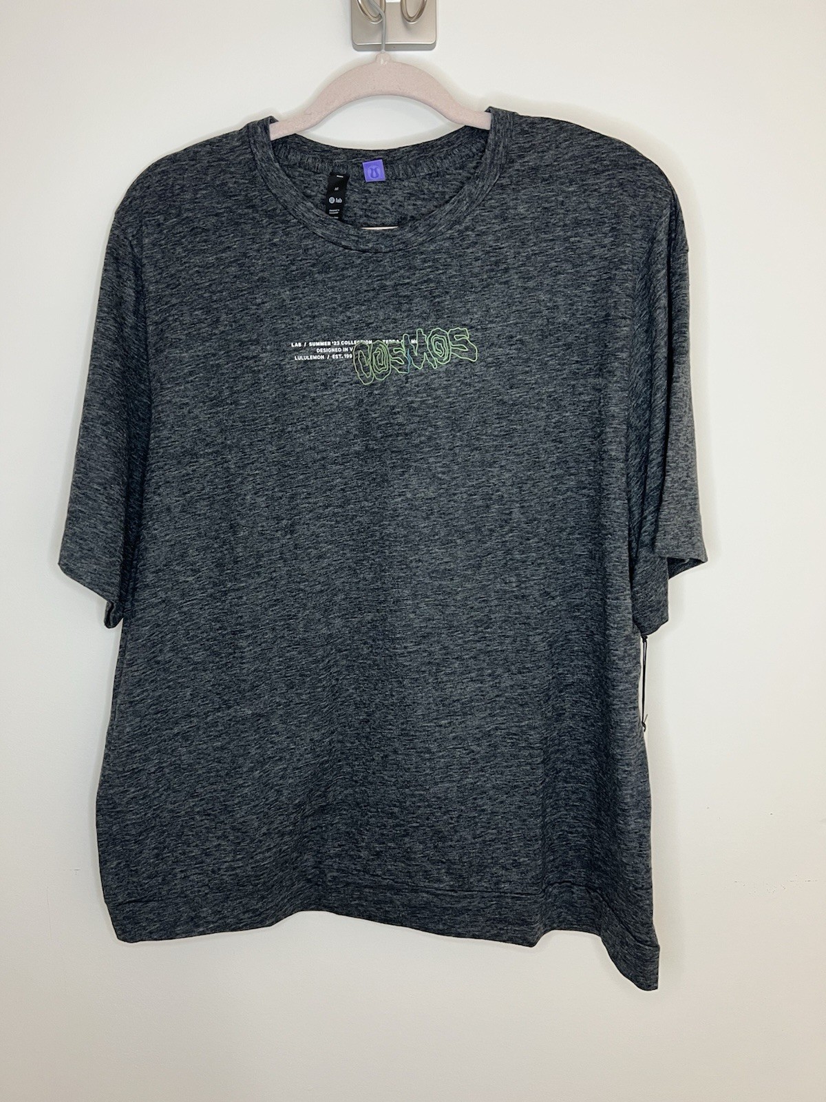 NWT Size Medium Lululemon Lab Cotton Blend T Shirt Graphic Raw Linen / Black