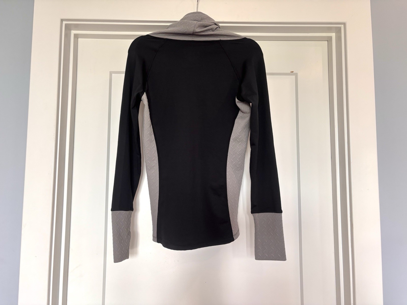 Marika Tek Dry Wik Performance Black & Gray Cowl Neck Long Sleeve Top Size S