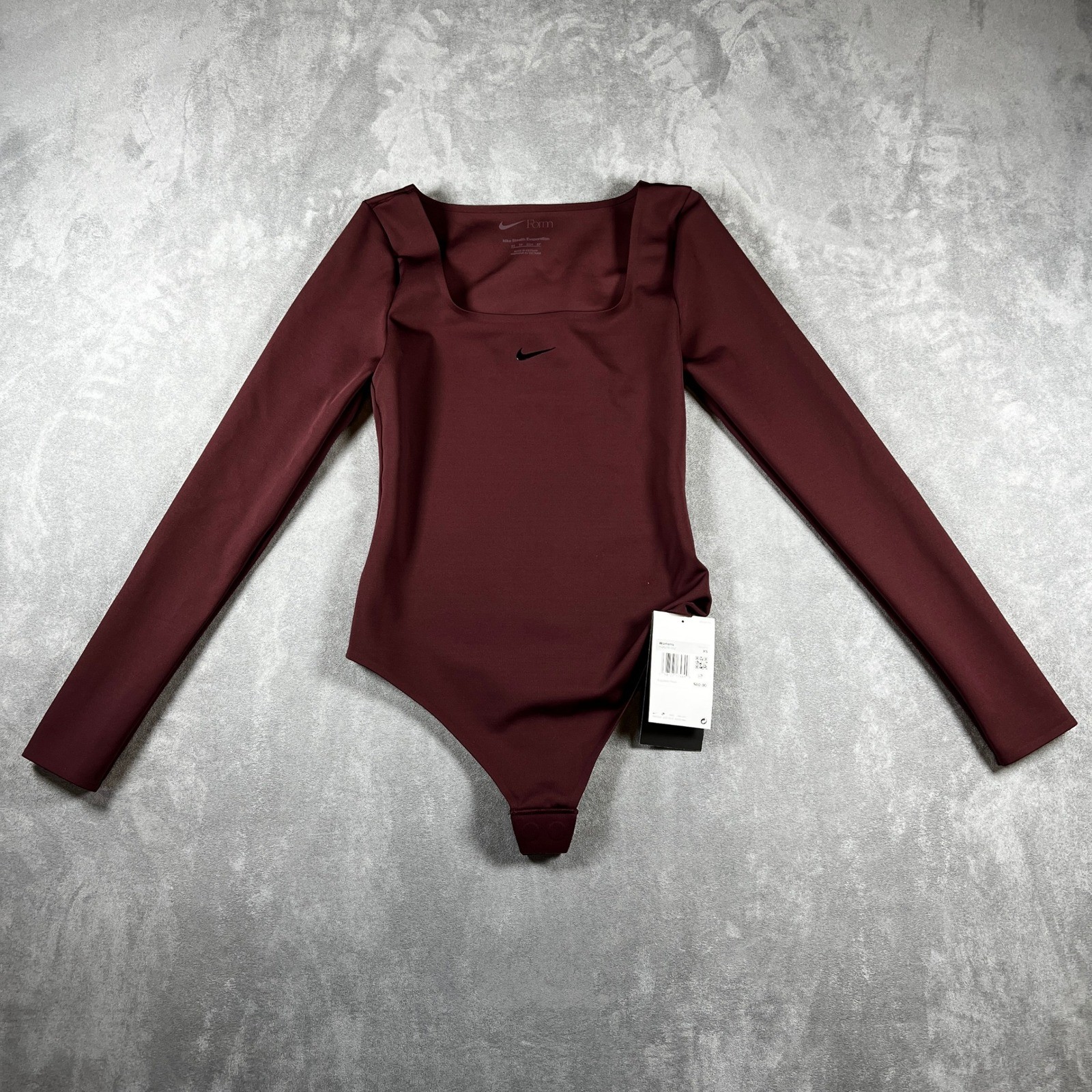 NEW Nike HQ8296-652 Form Stealth Evaporation LS Workout Bodysuit Women’s XS