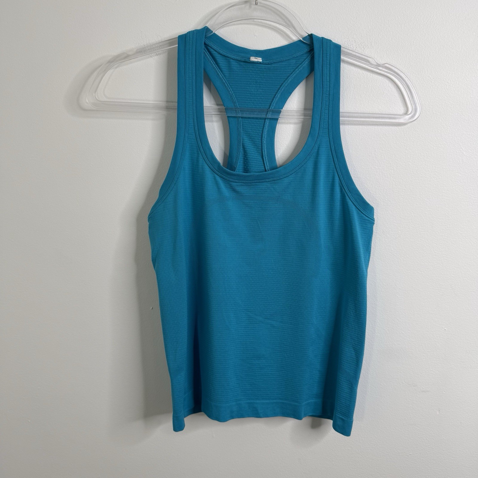Lululemon Swiftly Tech Racerback Tank Top Sz 6 Turquoise Blue *Waist Length