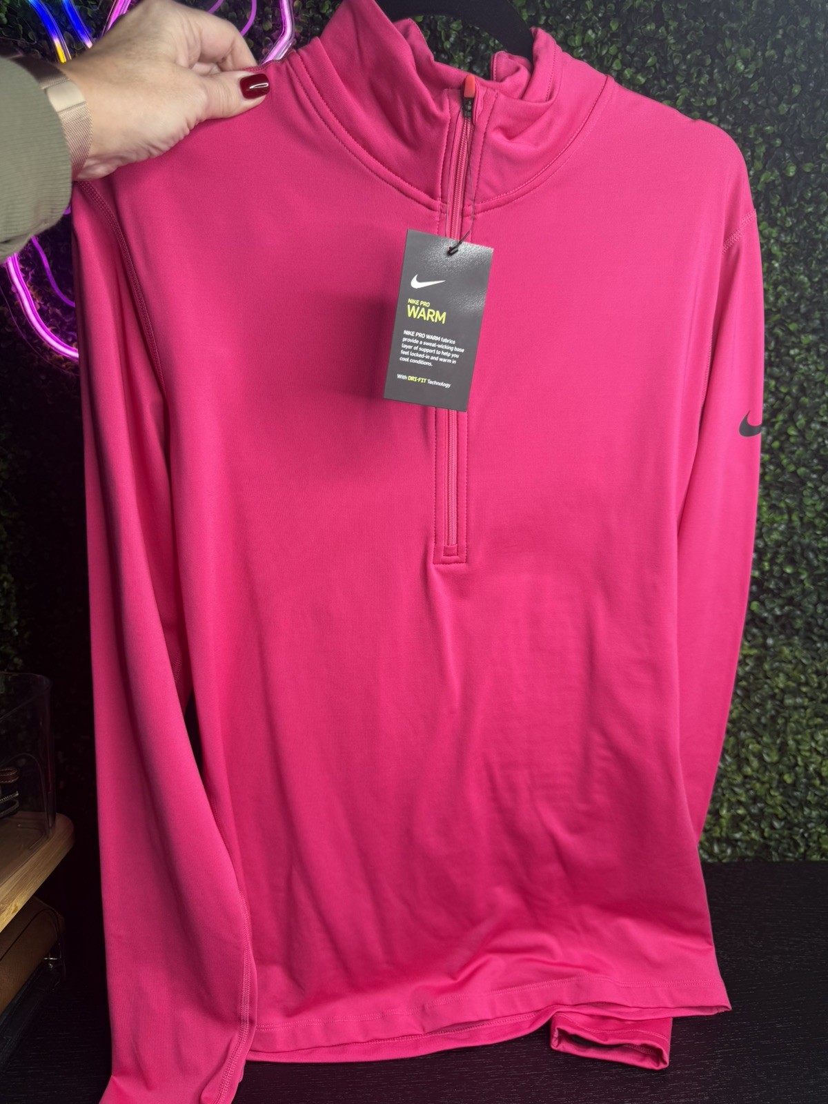 Nike Running Womens Dri Fit Long Sleeve 1/2 Zip Fuchsia Pink XL NWT