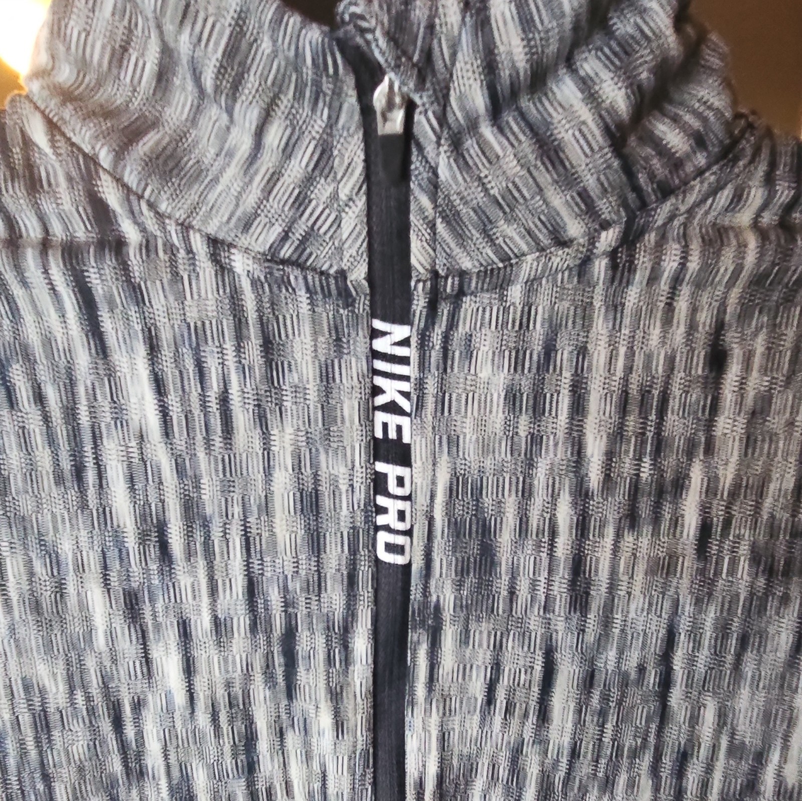 Nike Pro Hyperwarm Heathered Gray/Black 1/4 Zip Mock Neck Top Women’s M