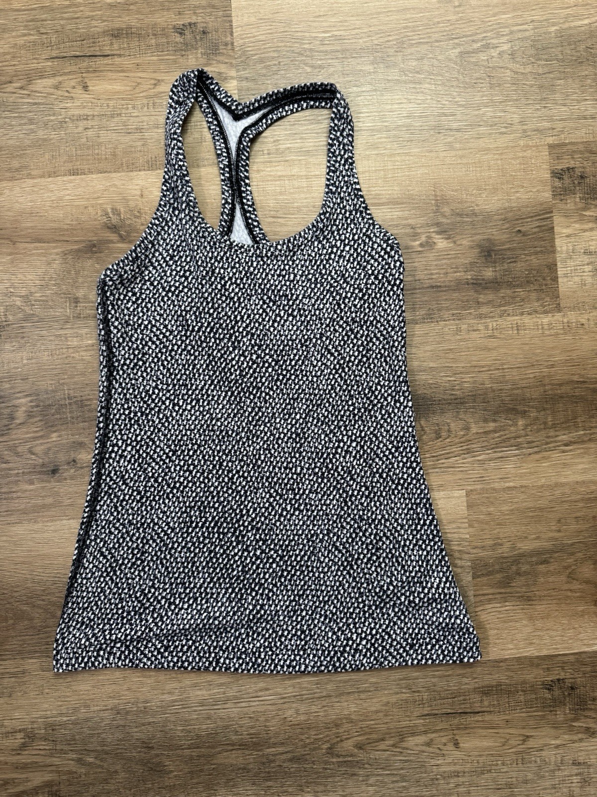 Lululemon Cool Racerback II Tank Top Frozen Fizz Black And White Size 4/6
