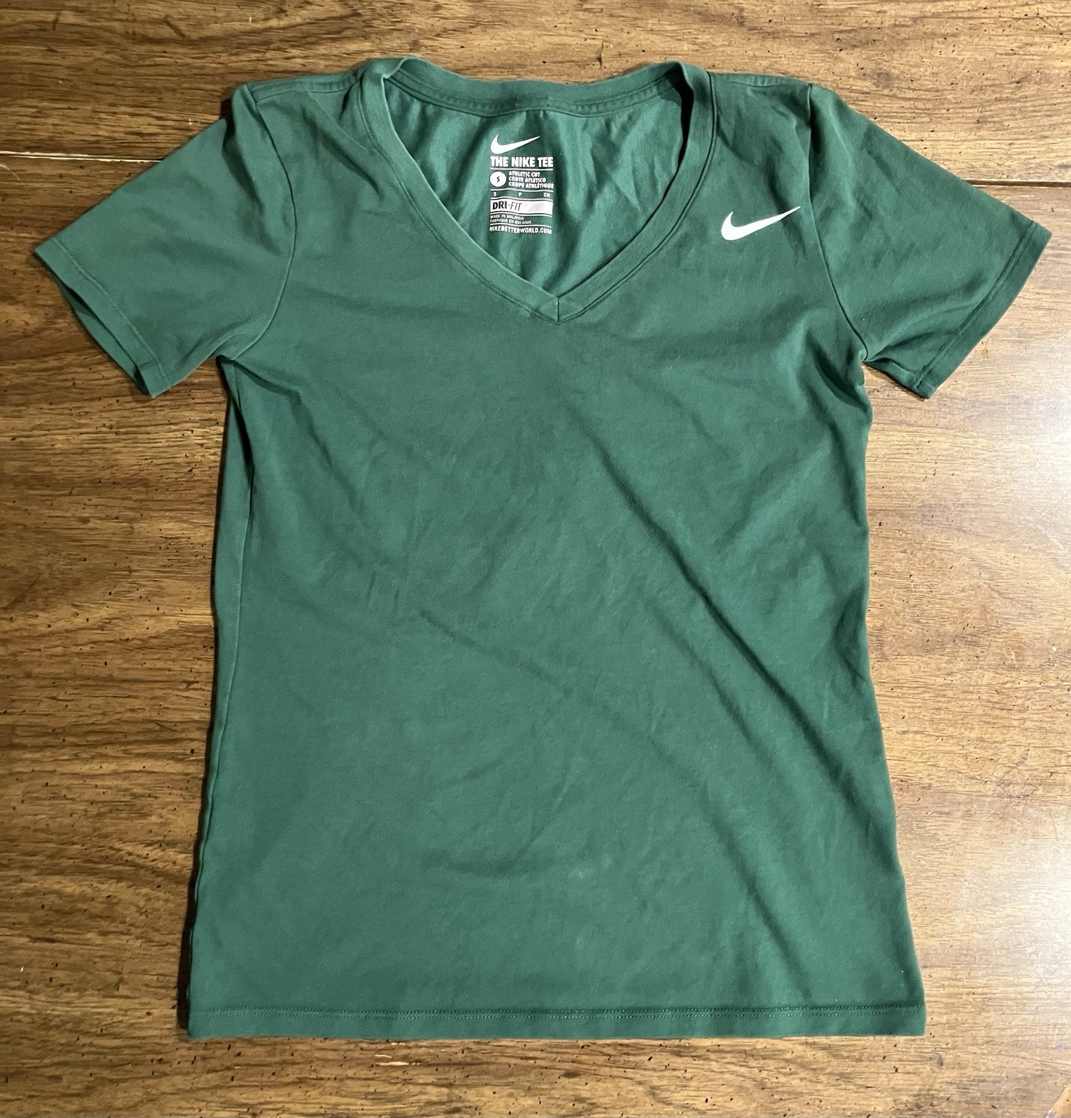 Nike Dri-Fit Short Sleeve Tee Athletic Cut T Shirt V Neck Green Womens Small