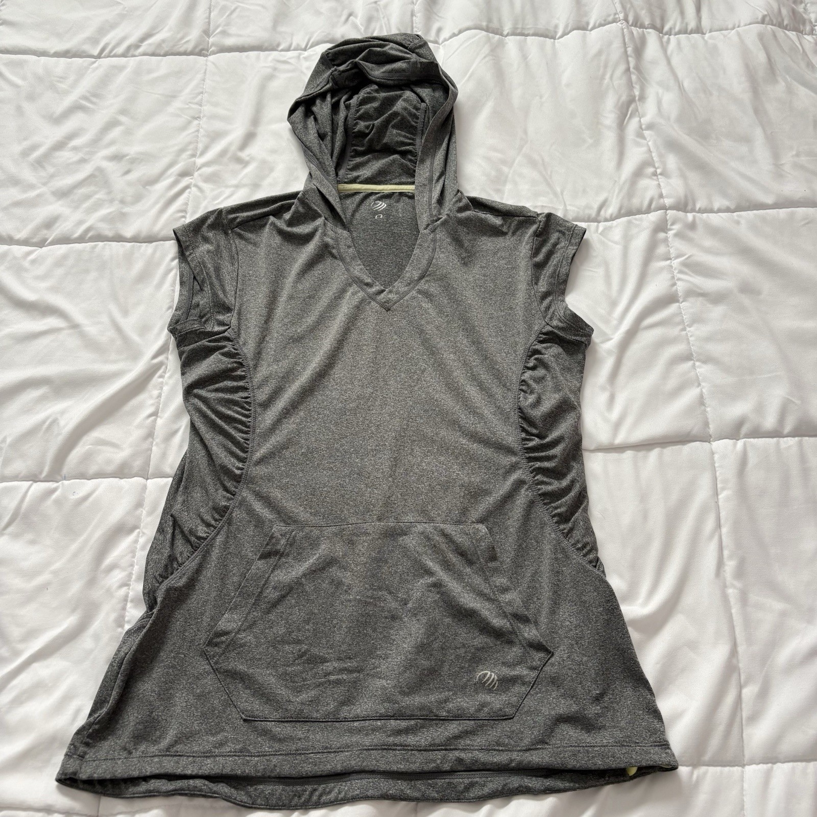 MPG Sport Mondetta Performance Short Sleeve Top T Shirt Tee Hooded Pocket Gray