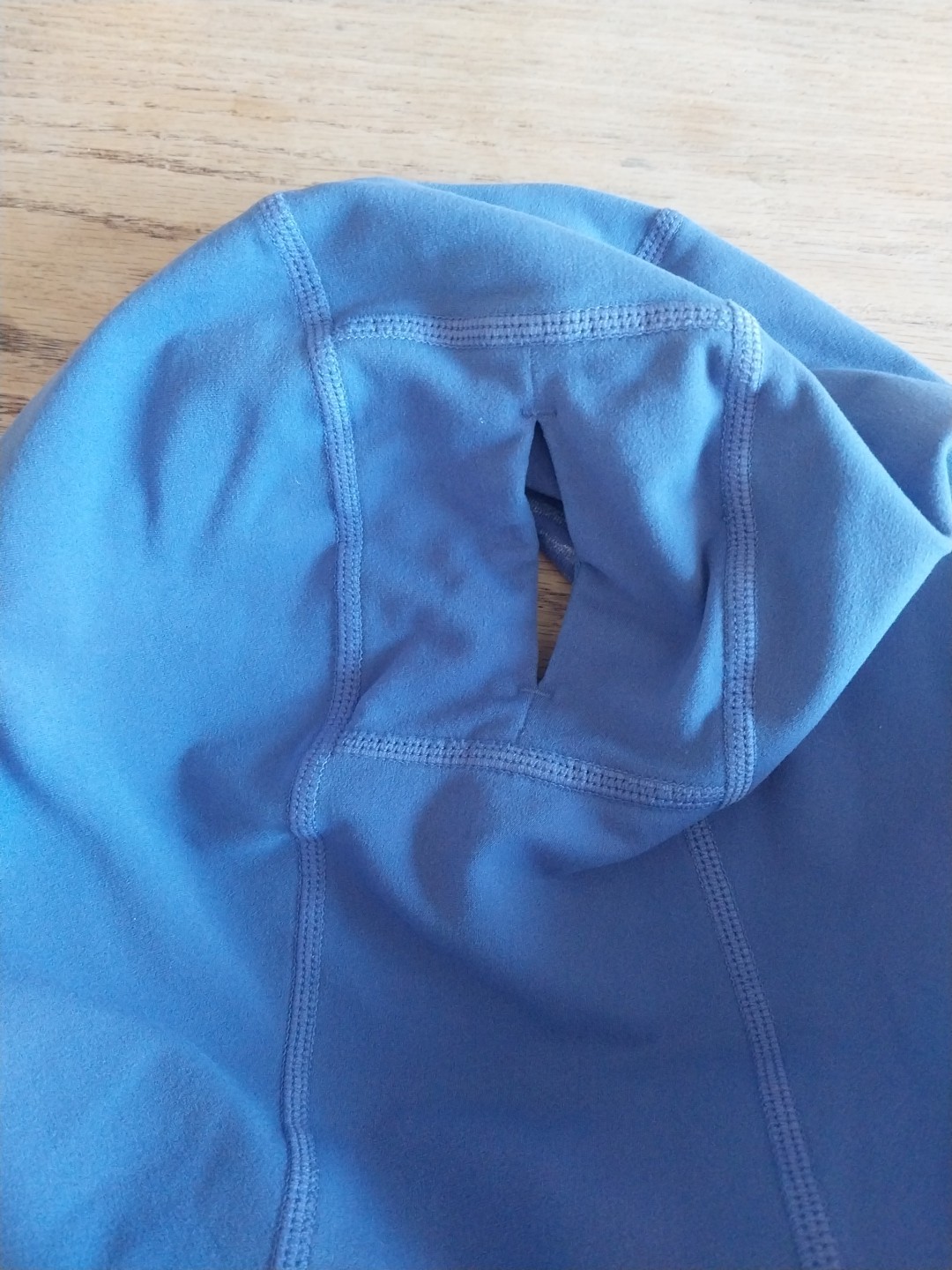 Lululemon Run: For It Pullover Purple half zip up Womens Sz 8 Hooded Warm Hands