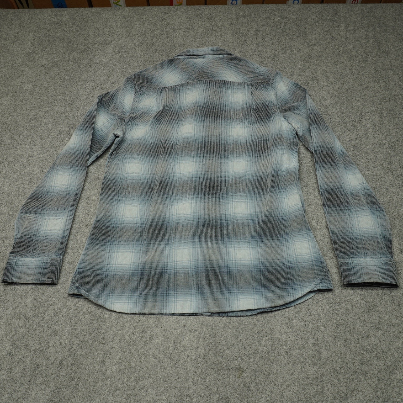 Island by Basic Options Women’s Blue Plaid Cotton Button-Up Shirt M