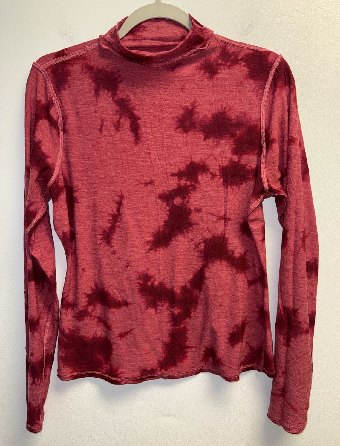 Lululemon lab Wool-Blend Tie Dye Long Sleeve Mock Neck Red Shirt Medium Merino