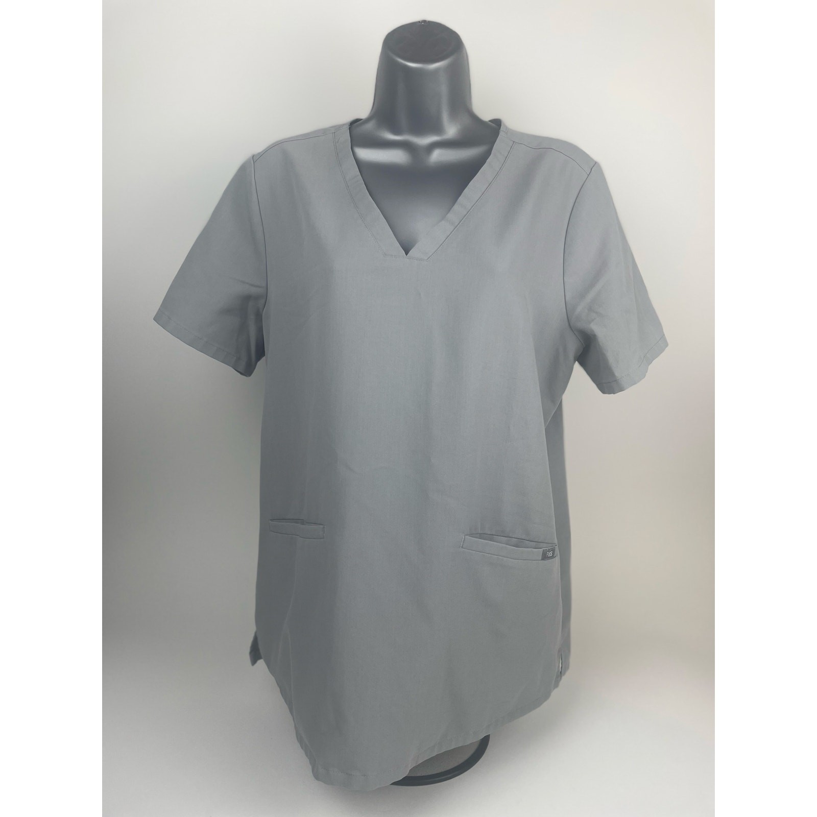 Figs Technical Collection Scrubs Top Women’s L Gray