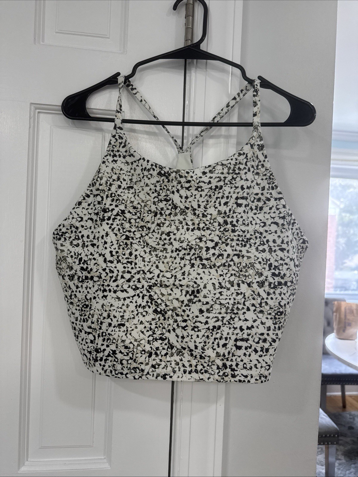 Old Navy White Speckled High-Neck Cropped Active Tank Medium