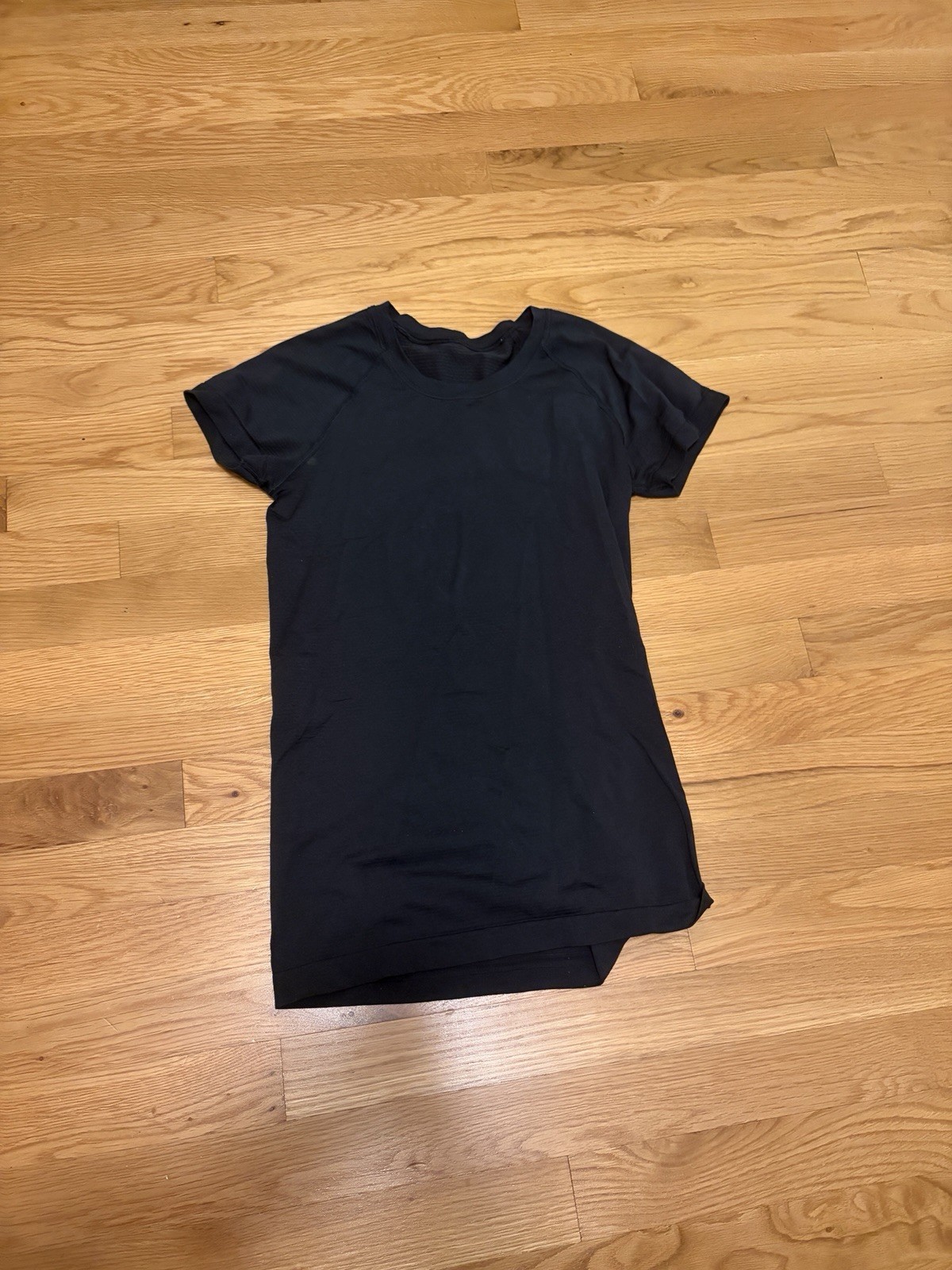 Lululemon Womens Black Swifty Tech hip length size 6