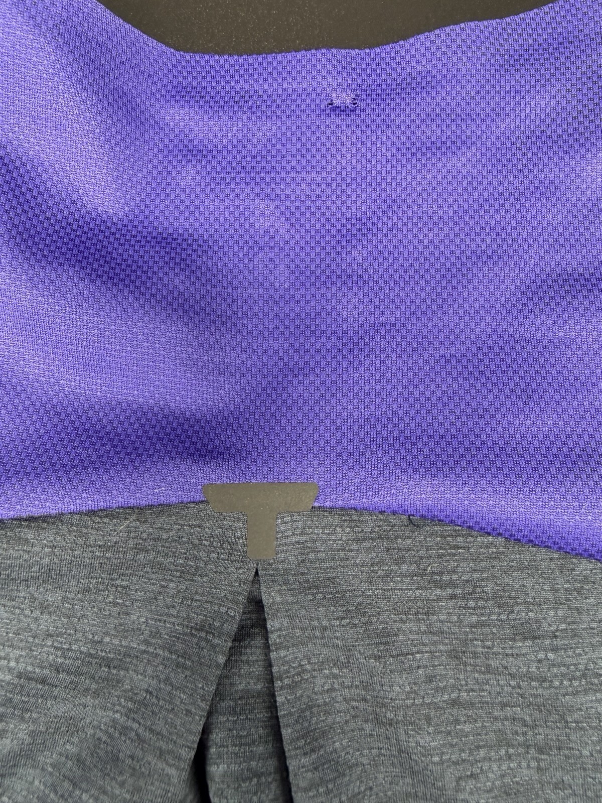 On Performance-T Shirt Running Cloud Performance Women’s Size Small Purple Light