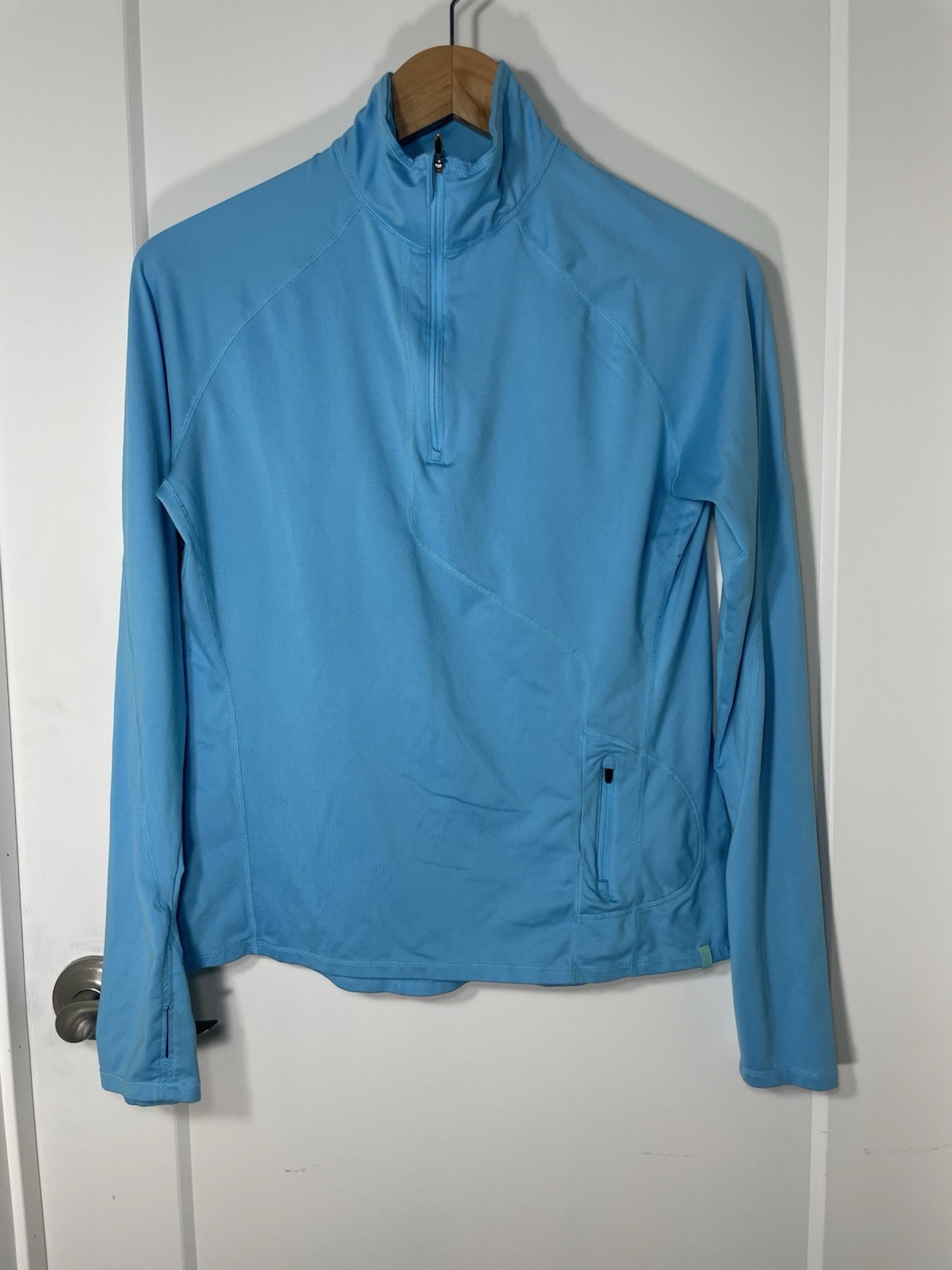 Mountain Hardware Running Top Women’s Size M Blue 1/4 Zip Thumb Hole Sleeve
