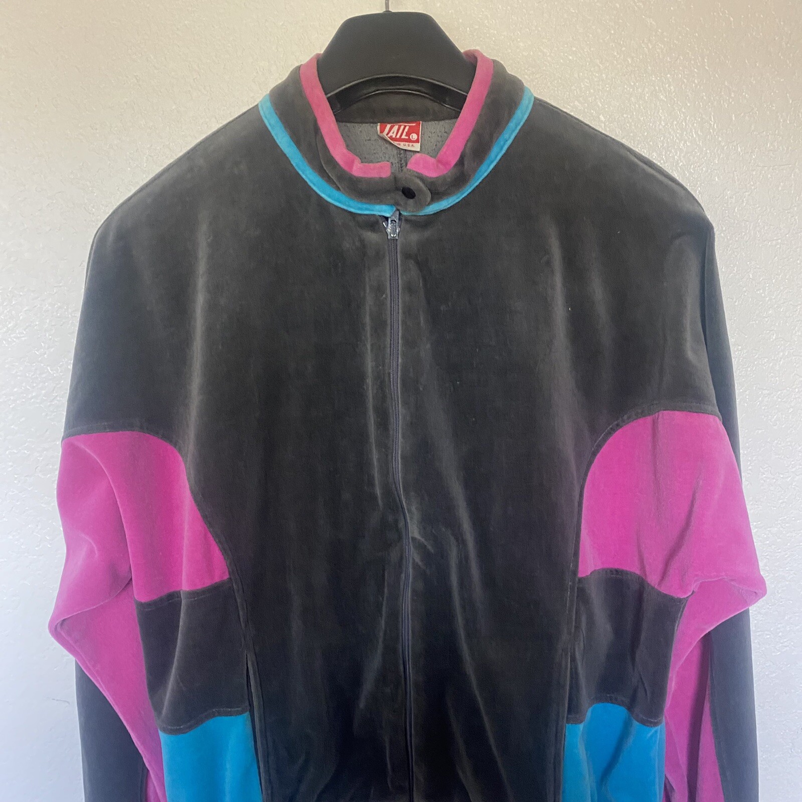 Tail Tech Women’s Vintage Multicolor Full Zip Soft Velour Track Jacket Size L