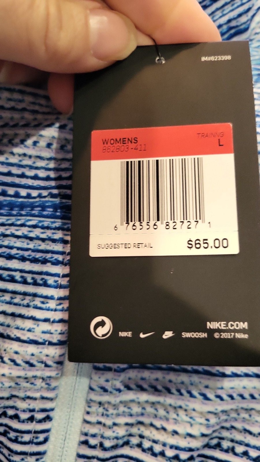 NWT Nike Women’s Dri-FIT Blue Striped 1/2 Zip Long Sleeve Running Pullover, size