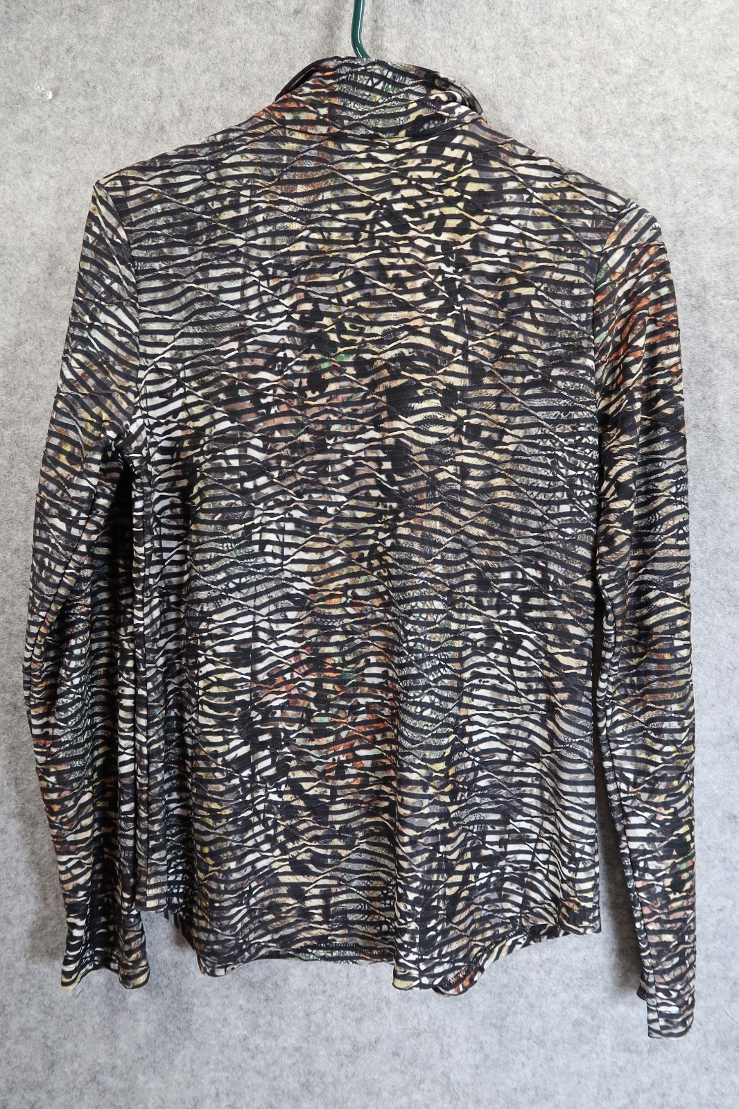 Sno Skins 1/4 Zip Pullover Top Shirt Multicolor Size Medium Colorful Long Sleeve