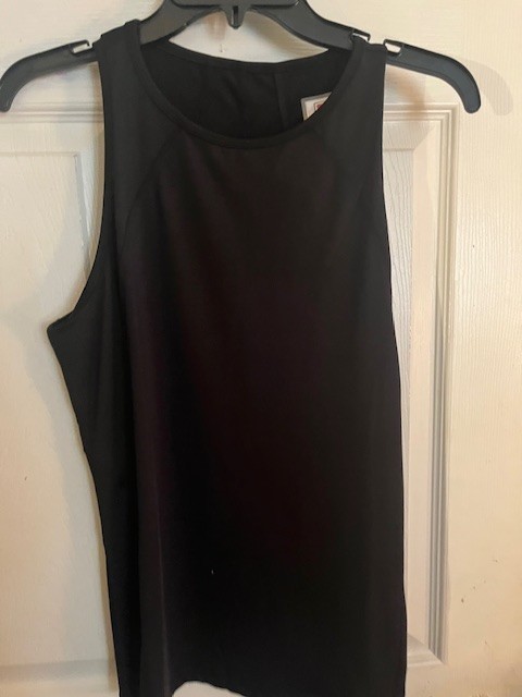 FILA Ladies Essential full coverage tank Size Large, 88% Polyester, 12% Spandex