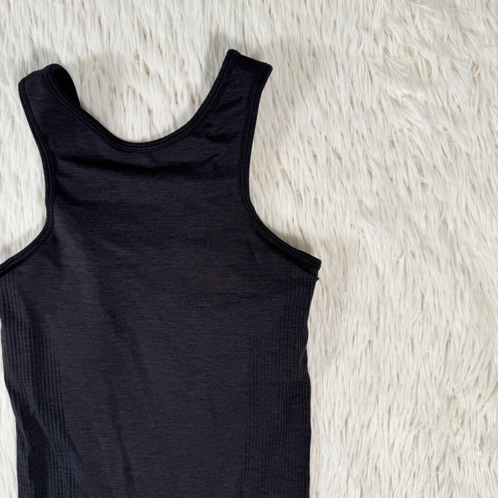 Lululemon Black Wide Strap Compression Performance Tank Top Women’s Size **6
