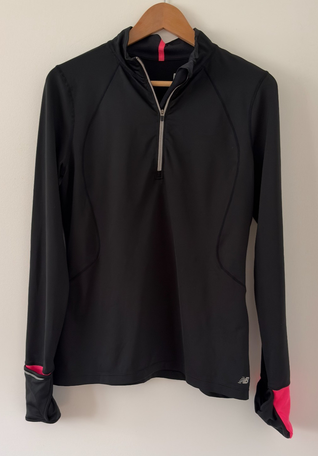 New Balance NB Dry Womens L Large Black Pink Half Zip Running Pullover Top Knit