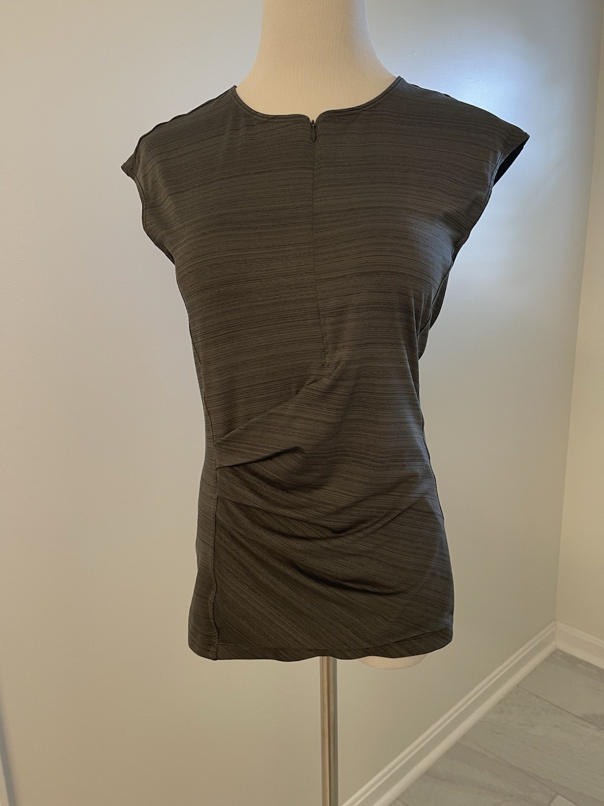 Athleta Pacifica Wrap Front Tank Top Green Size Medium #292934 Swim Coverup