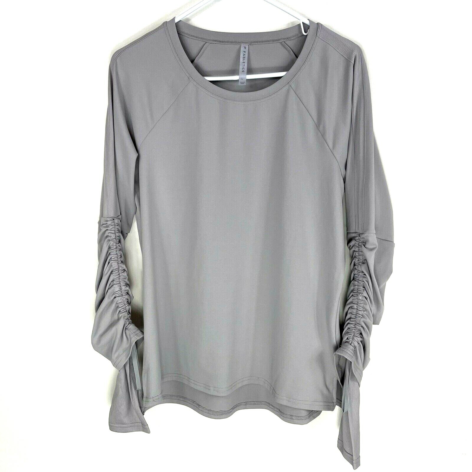 Fabletics Top Size Large Adjustable Long Sleeve Gray Cinch Sleeve Thumbholes