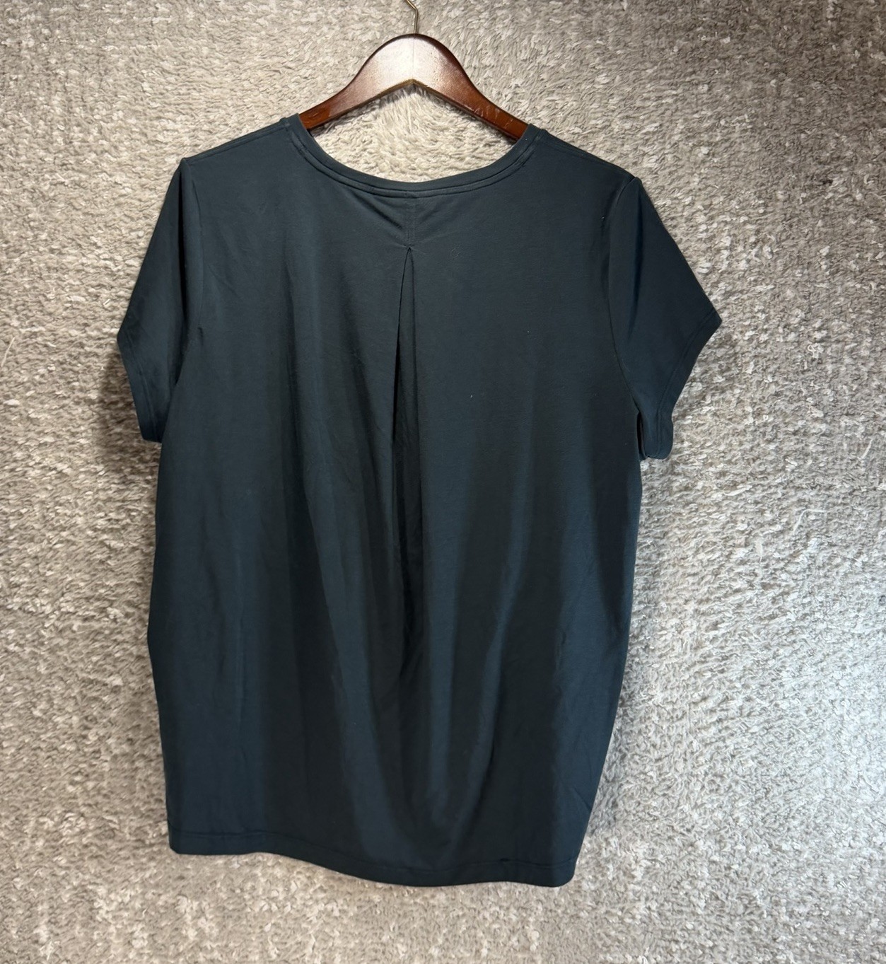 Athleta With Ease Tee Green M Polyester Modal Training Casual Preppy