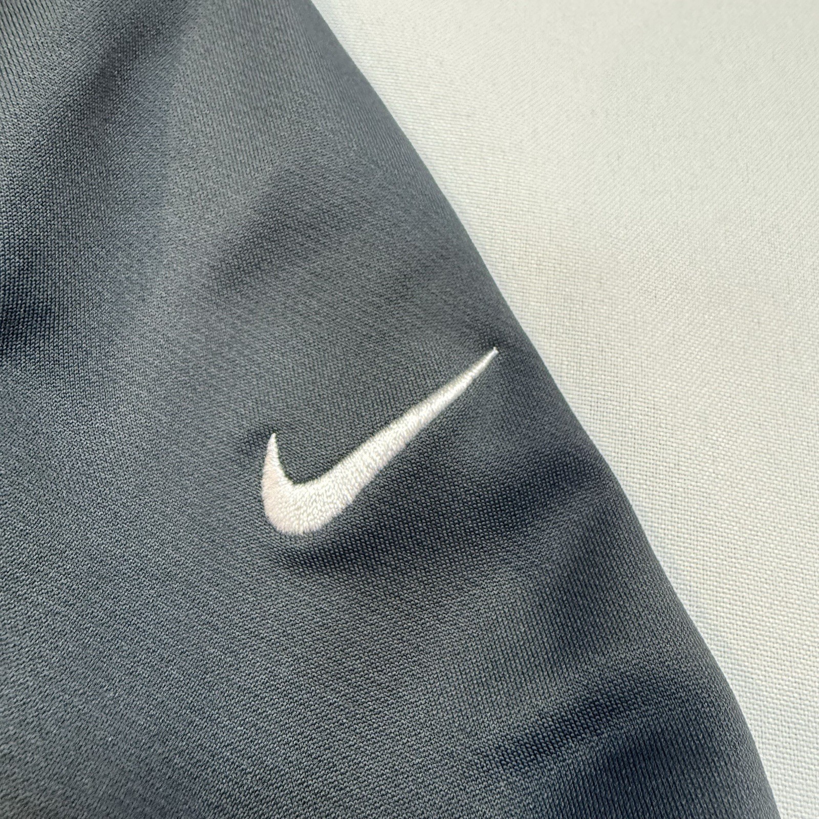 Nike 1/4 Zip Pullover Womens Large Gray Kentucky Derby Marathon New NWT