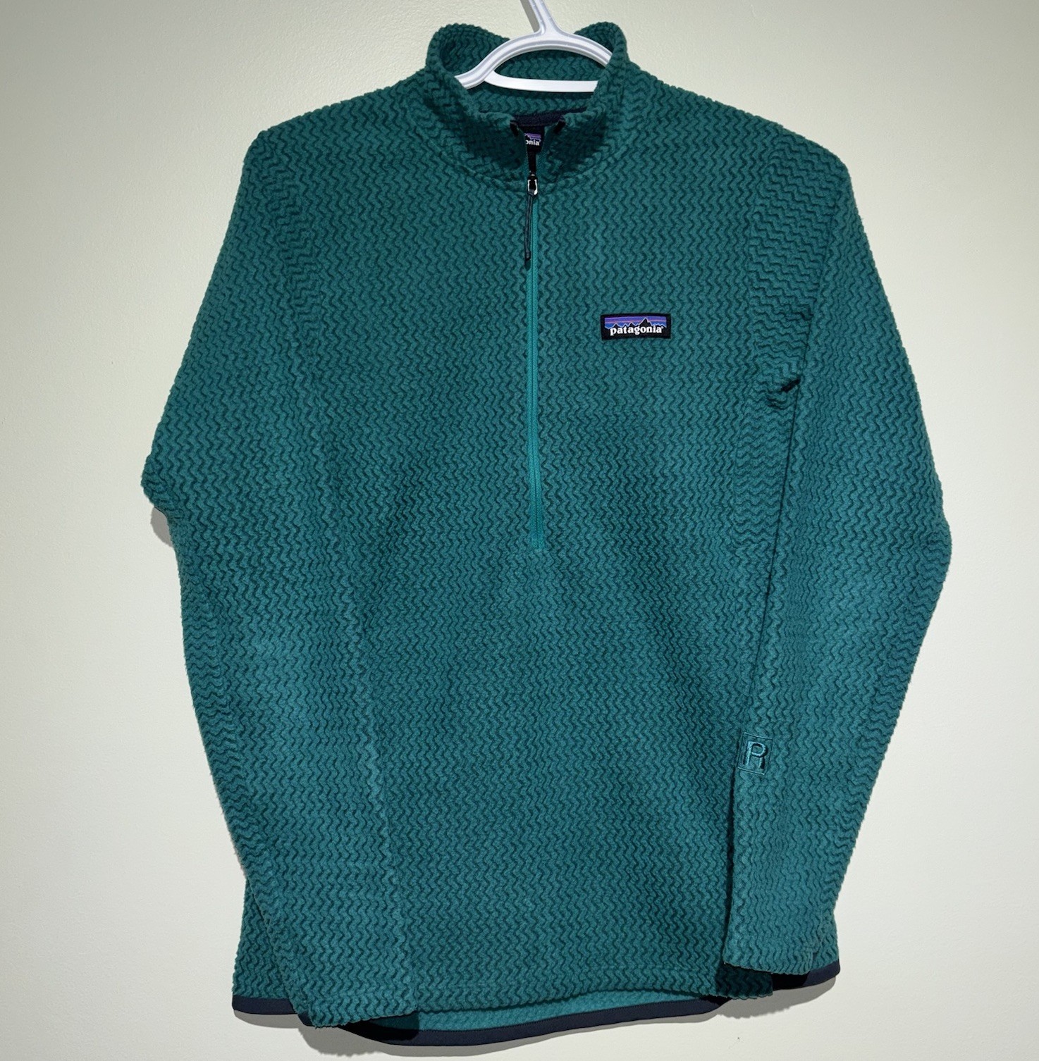 (DISCONTINUED) Patagonia R1 Air 1/2 Zip Women’s Small Borealis Green 40250