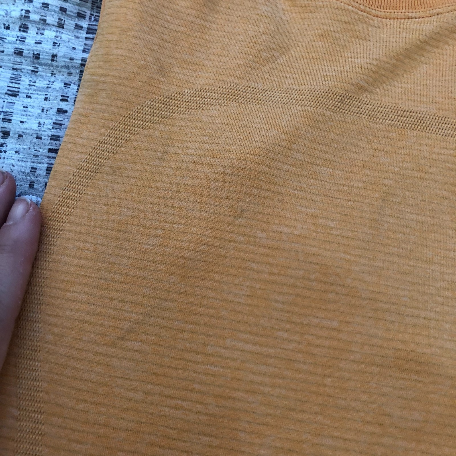 Lot bundle 2 Lululemon Swiftly Orange LS Top Gray Pattern Wunder Under Legging 6