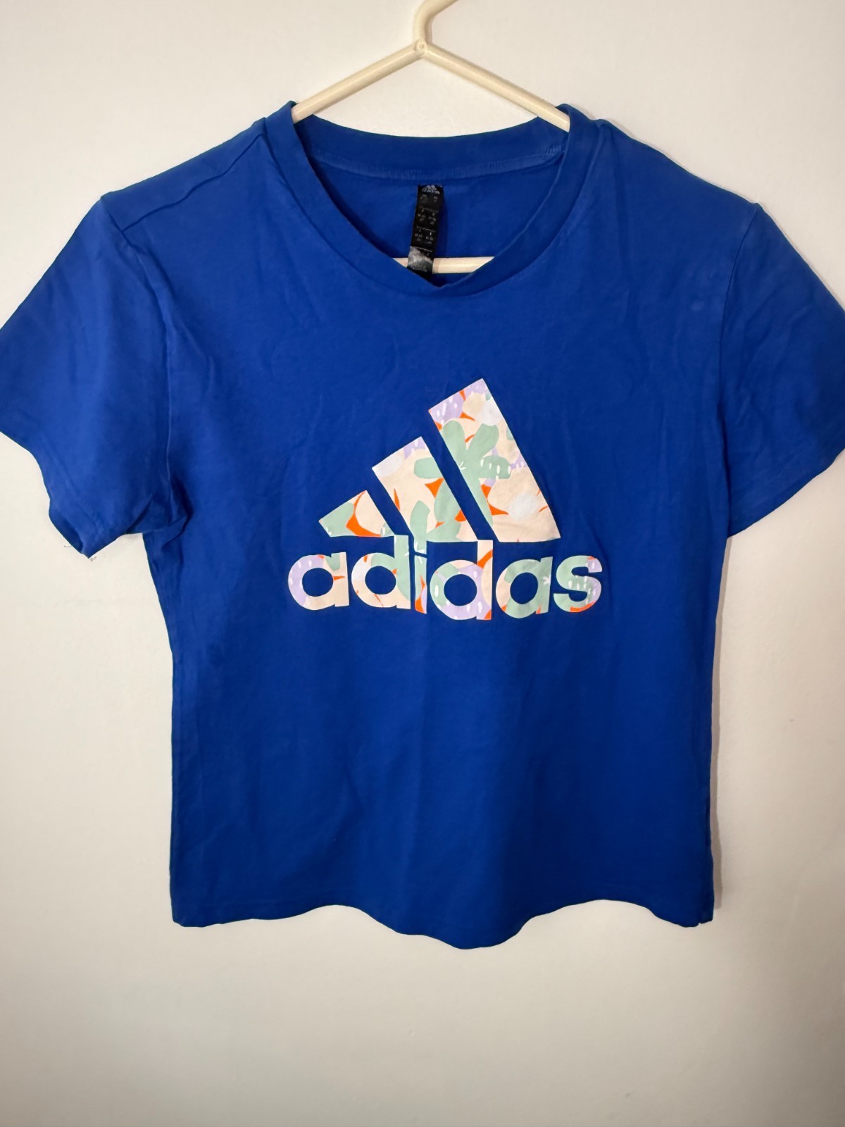 Adidas Women’s Blue T‑Shirt Medium Floral Logo Short Sleeve Casual Tee