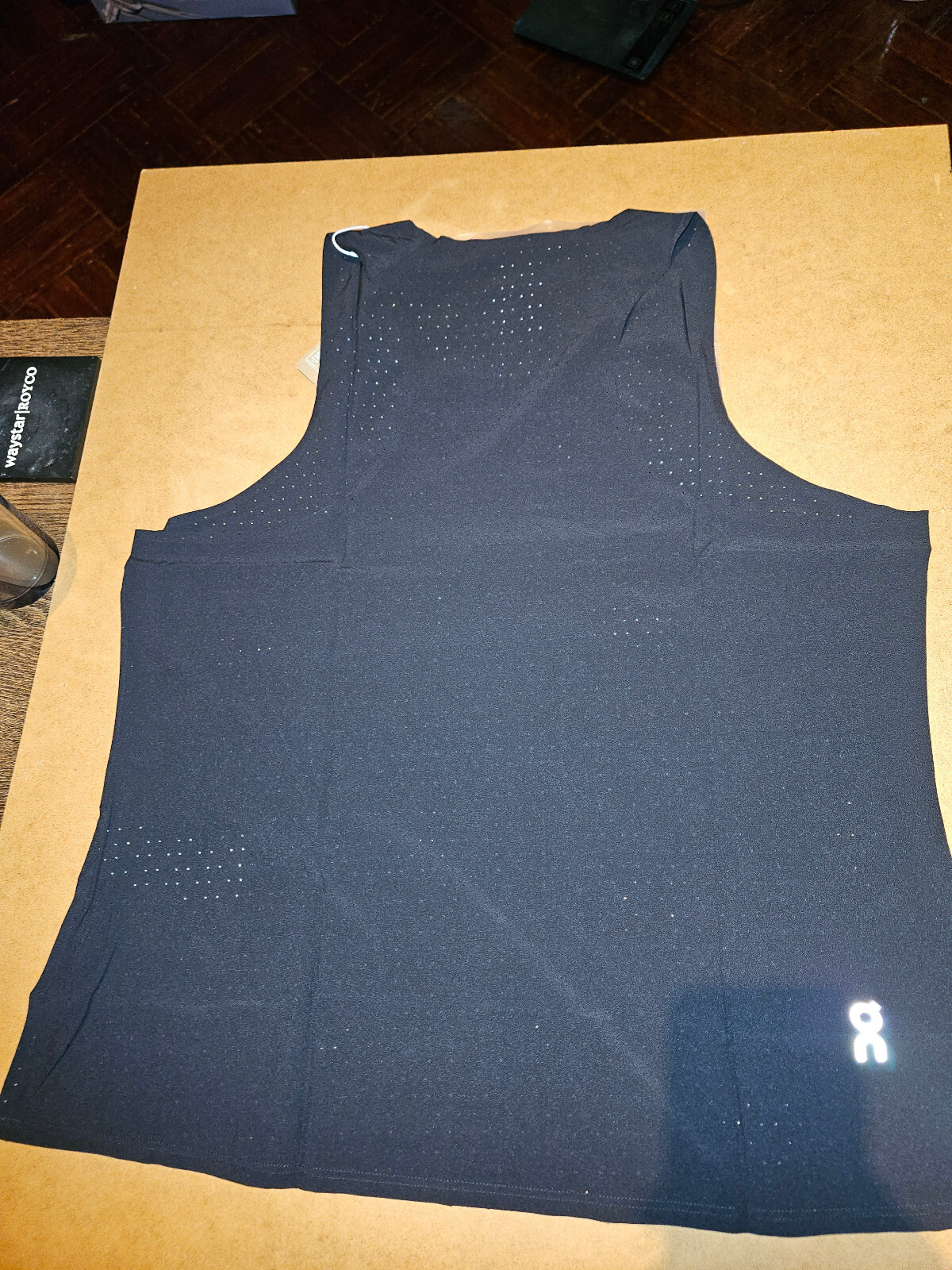 On Cloud Run On Clouds Race Singlet Womens’s Tank Top Size Large 1we1002