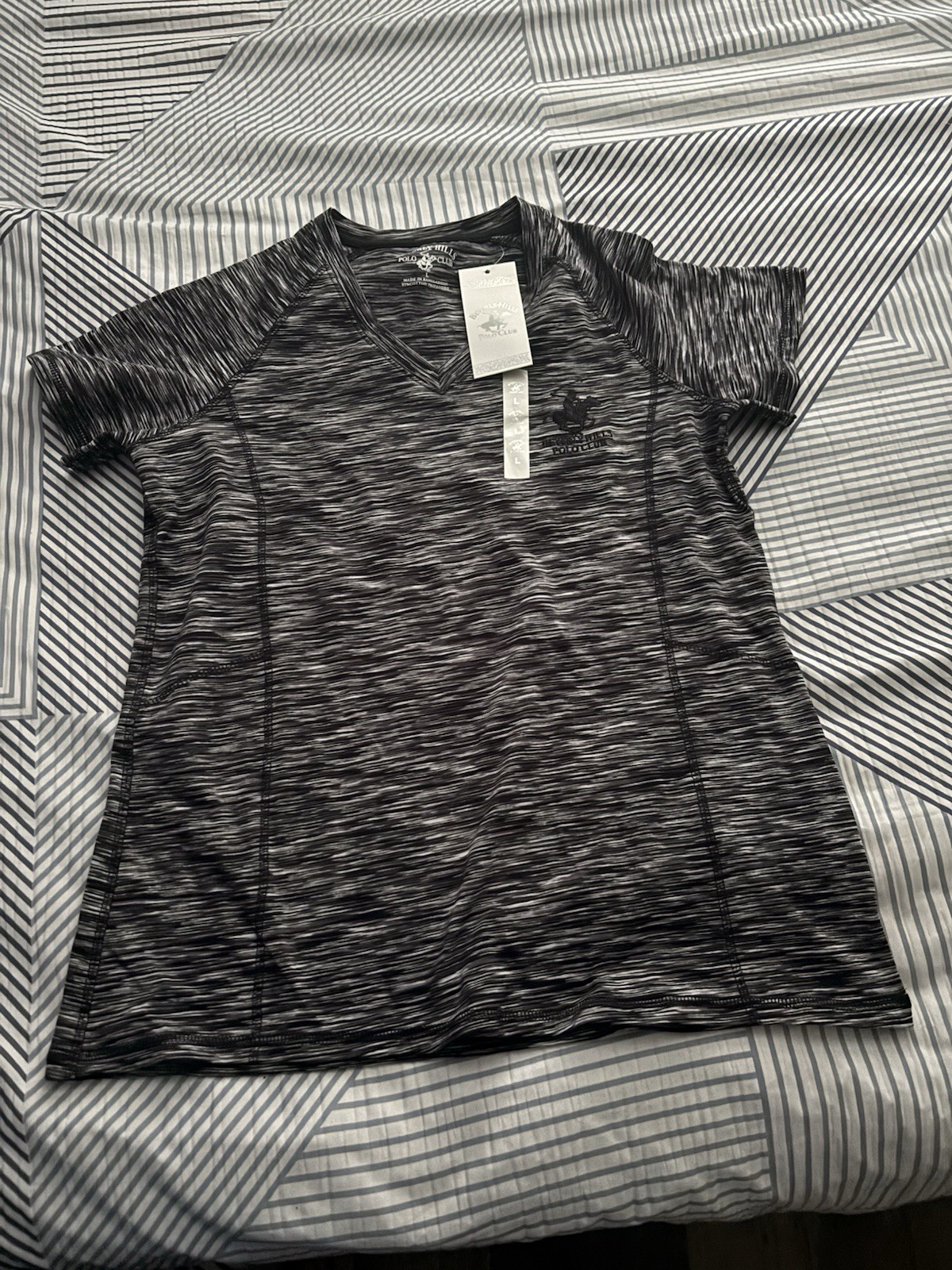 BEVERLY HILLS Polo Club Women’s Athletic Running Shirt V-neck White/black Large