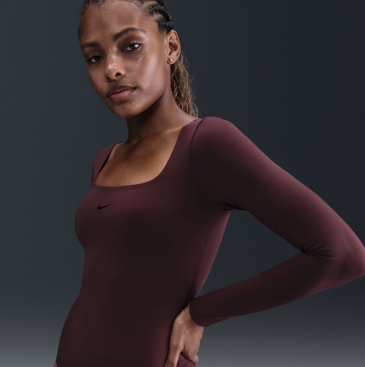 Nike Womens Form Long-Sleeve Bodysuit Red HQ8296-652 Size S NWT