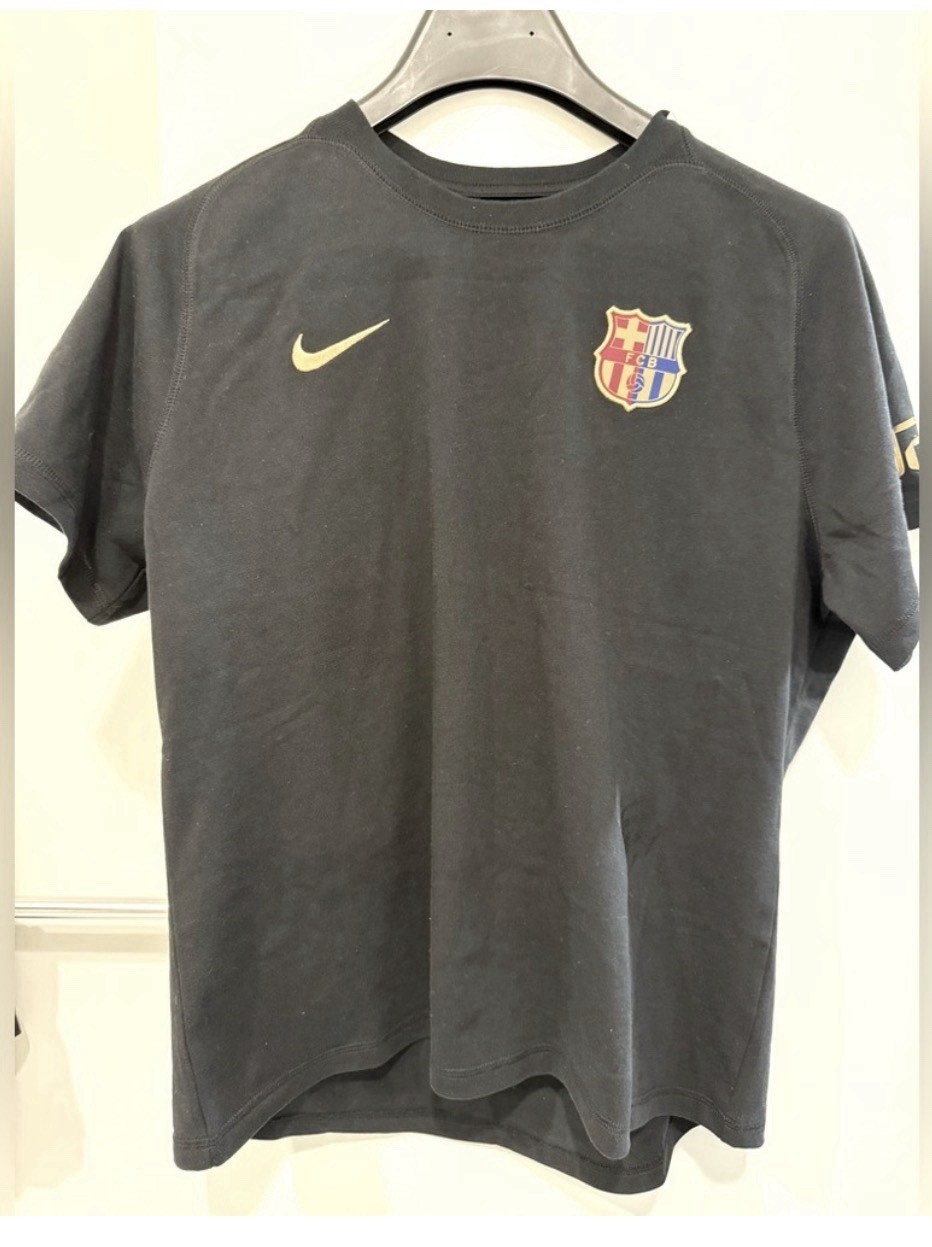 Nike FC Barcelona Women’s T-Shirt Large Athletic Cut Blue Crest