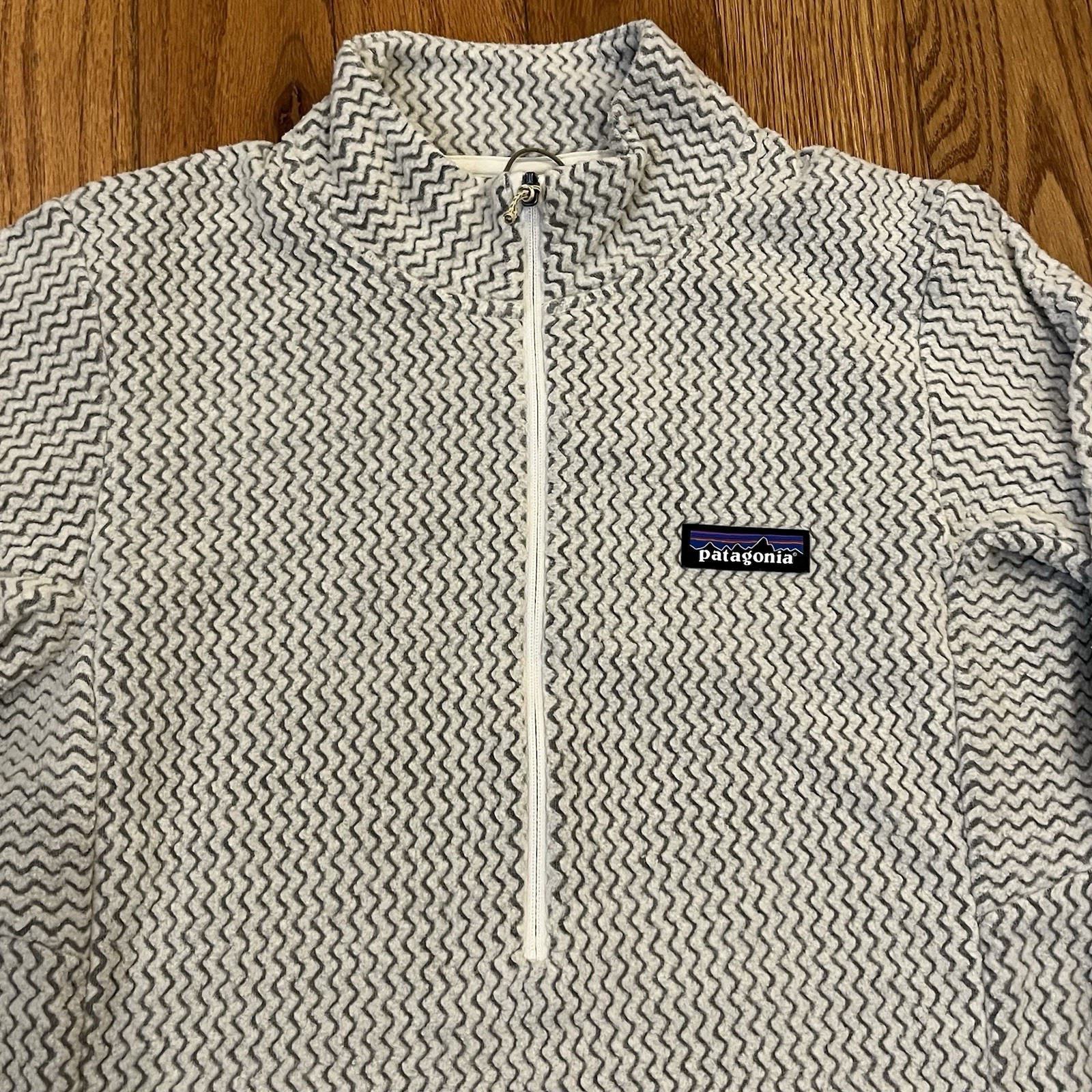 Patagonia Jacket R1 Air Zip Neck Womens Medium Pullover Casual Fleece 1/4 Zip
