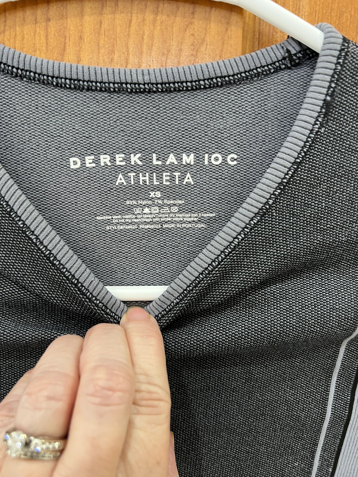 Athleta Derek Lam IOC Shirt XS Black Long Sleeves Ribbed Thumb Holes Womens