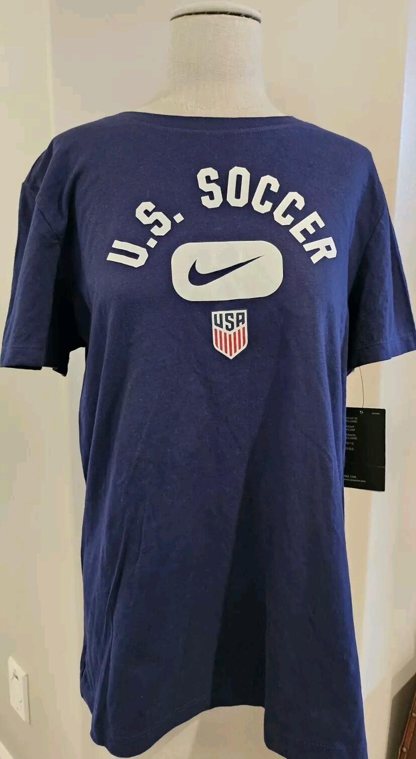 Nike Women’s Size L US Soccer Core Short Sleeve Nike Tee Navy Blue MSRP $30 NWT