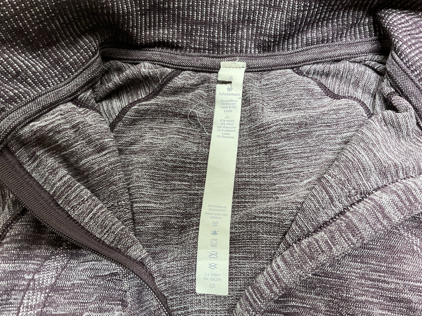 Lululemon Swiftly Wool 1/2 Zip Pullover Womens Size 8 Black Cherry Long Sleeve